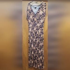 Long floral dress size XL by Agnes & Dora